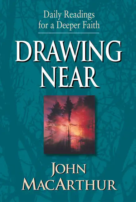 Drawing Near: Daily Readings for a Deeper Faith - Paperback