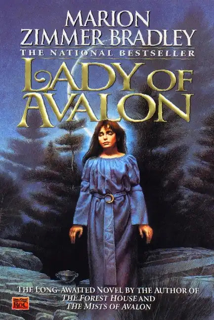 Lady of Avalon - Paperback