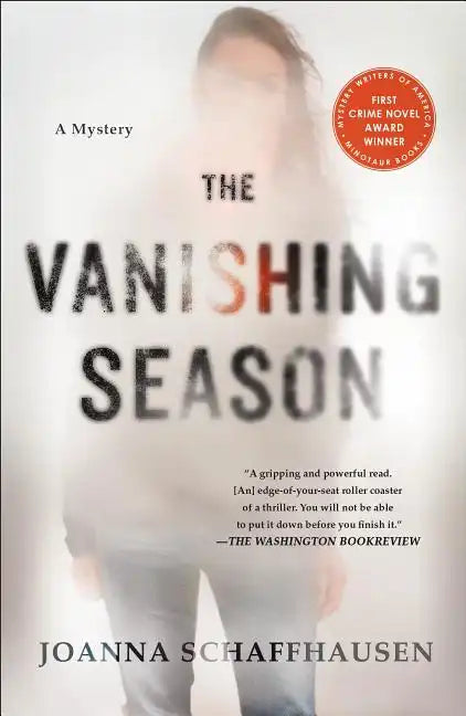 The Vanishing Season: A Mystery - Paperback