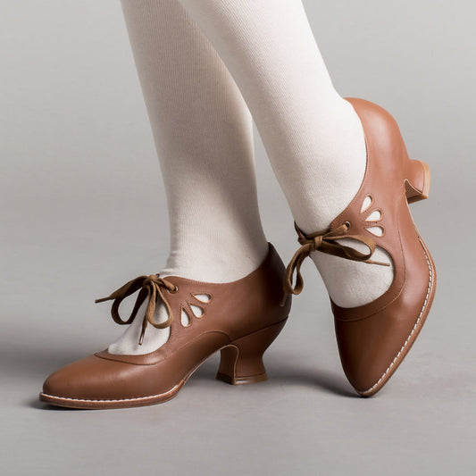 Gibson Edwardian Leather Shoes (Tan)