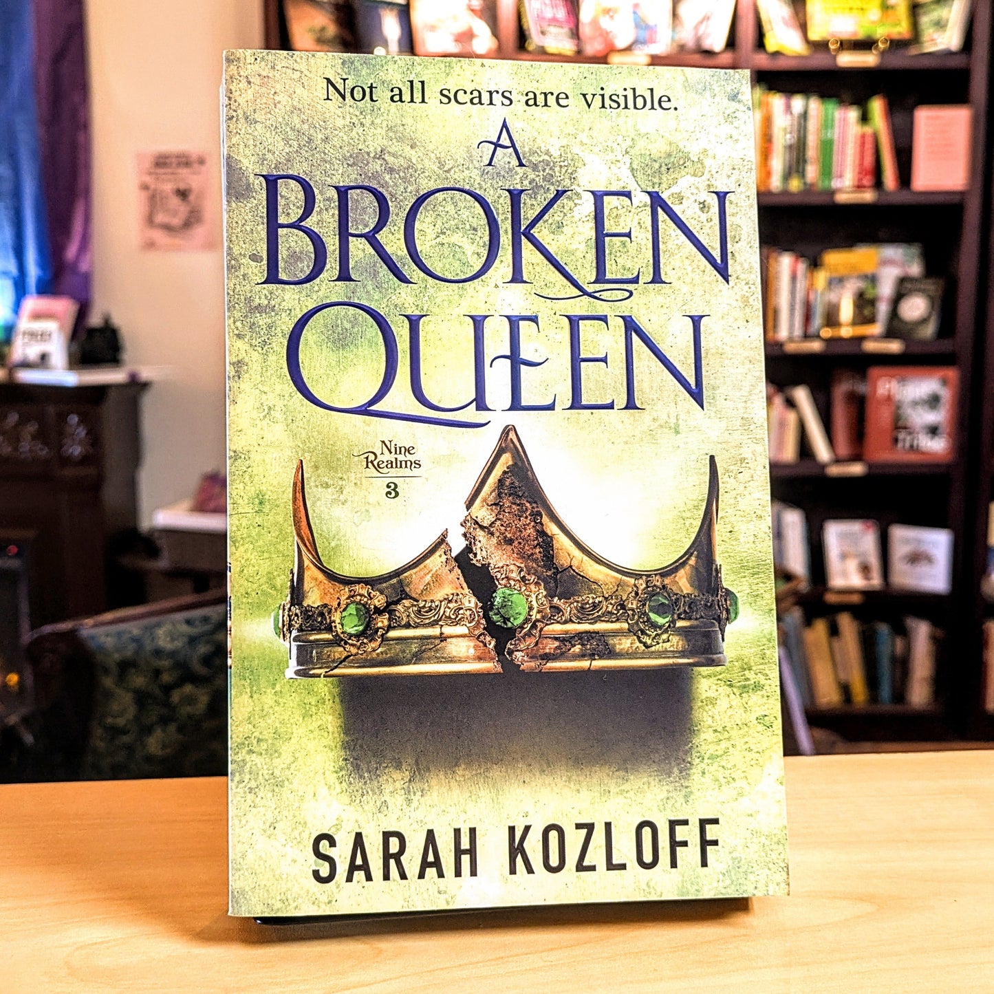 Broken Queen (The Nine Realms, 3)
