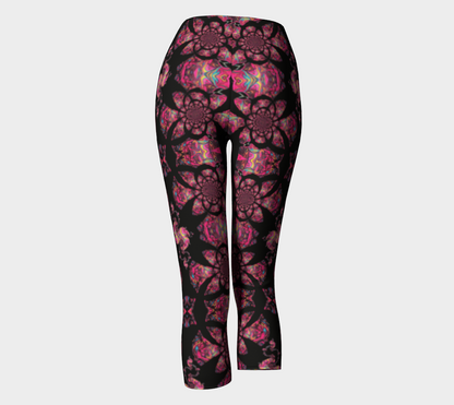 Pink Paisley Pattern Compression Capri Leggings