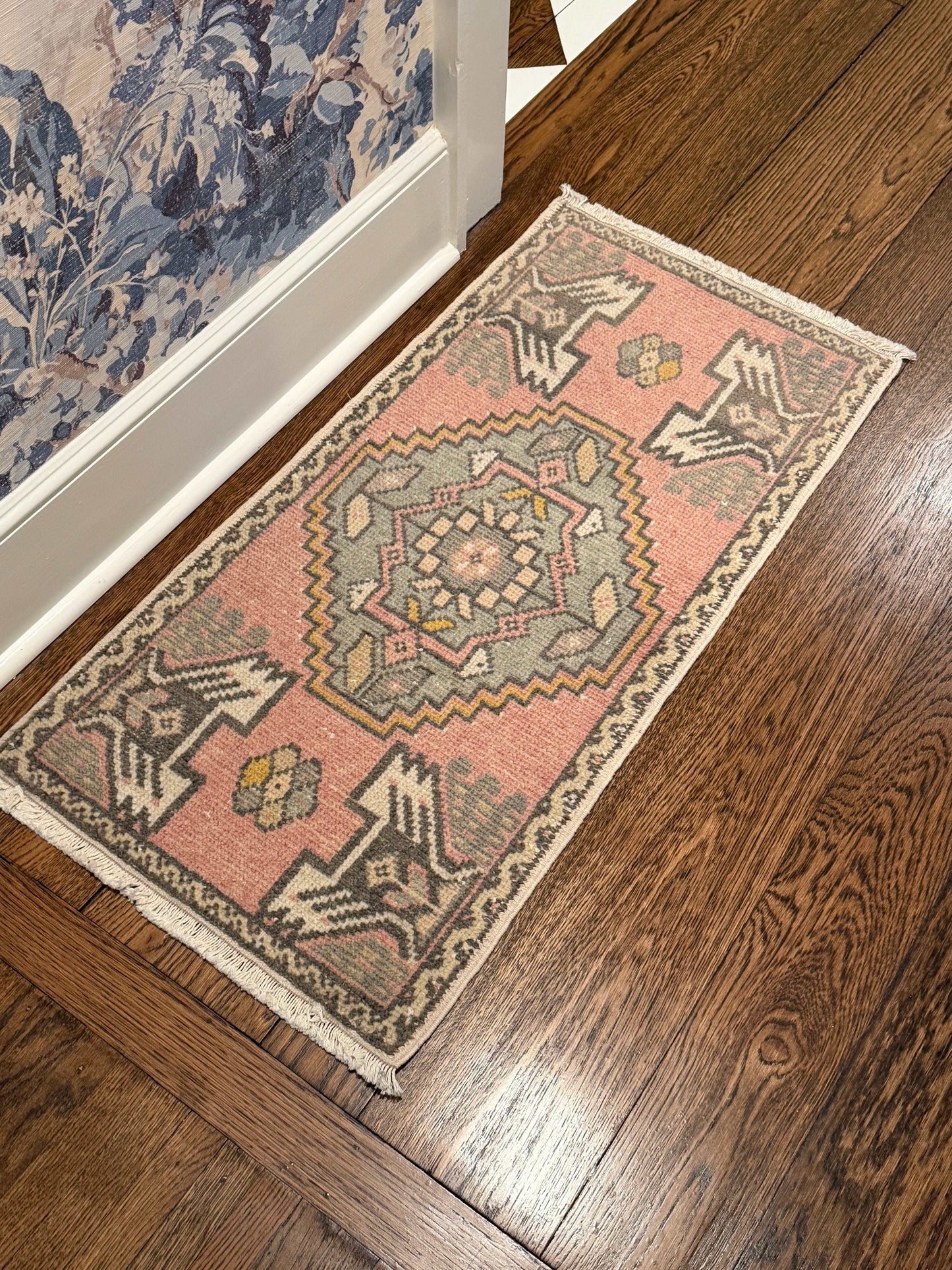 2 of 2 Matching Oushak Mats