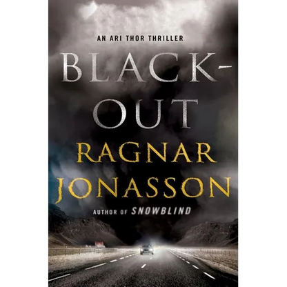 Blackout: An Ari Thor Thriller - Paperback