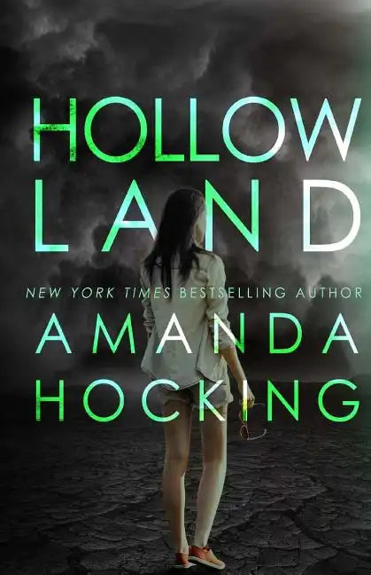 Hollowland - Paperback