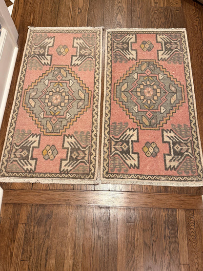 2 of 2 Matching Oushak Mats
