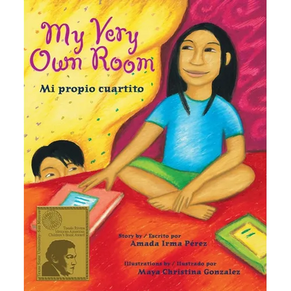 My Very Own Room / Mi Propio Cuartito - Paperback