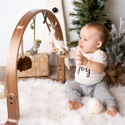 knit stroller toy | amelia the giraffe