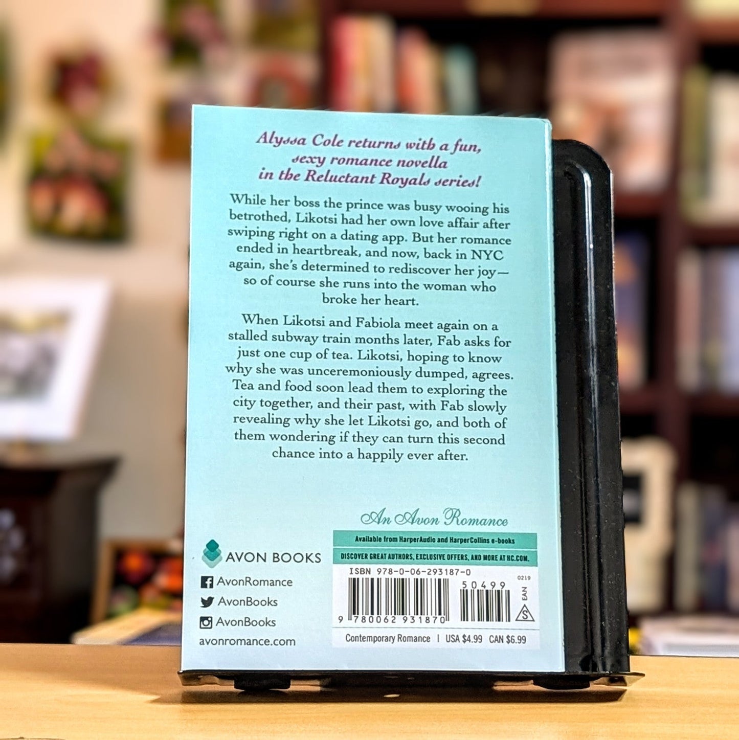 Once Ghosted, Twice Shy: A Fun, Sexy Reluctant Royals WLW Romance – Love in NYC