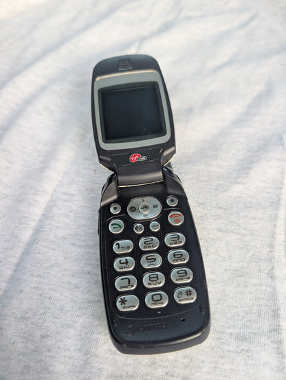 Kyocera Oystr KX9 / Oyster KX9D - White ( Virgin Mobile ) Rare Flip Phone