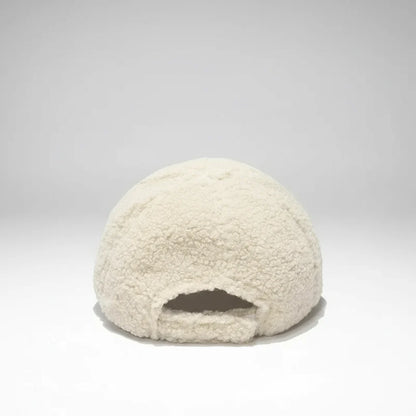 Lamb Wool Baseball Cap — Korean Style Plush Winter Sun Hat for Women