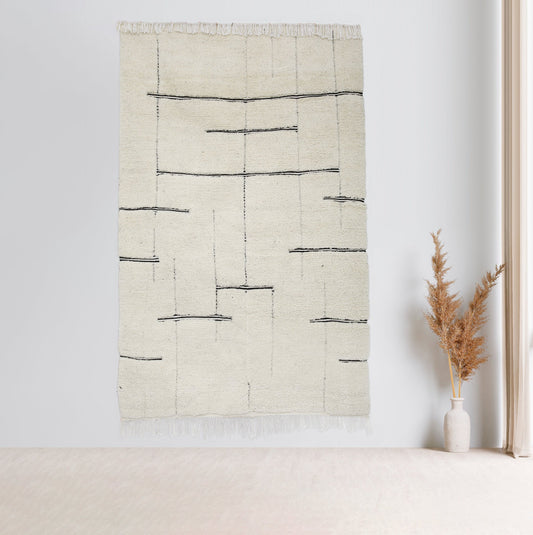 Authentic Handmade Beni Ouarain Rug 5x8 feet Classic Moroccan White Wool Rug with Geometric Patterns - Ethically Crafted by Berber Artisans