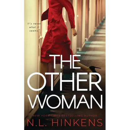 The Other Woman: A psychological suspense thriller - Paperback
