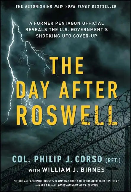 The Day After Roswell - Paperback