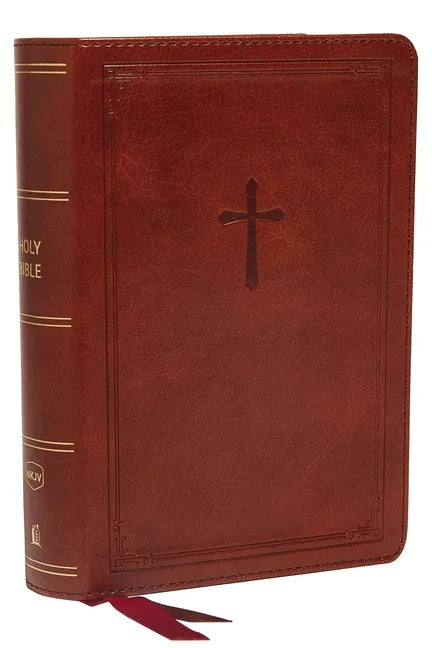 Nkjv, Reference Bible, Compact, Leathersoft, Brown, Red Letter Edition, Comfort Print: Holy Bible, New King James Version - Imitation Leather