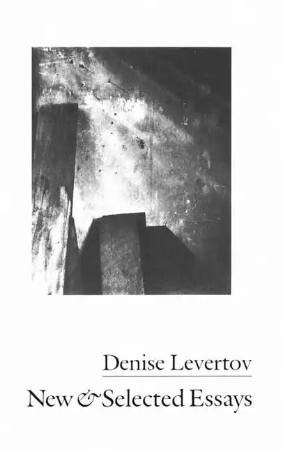 New & Selected Essays - Paperback