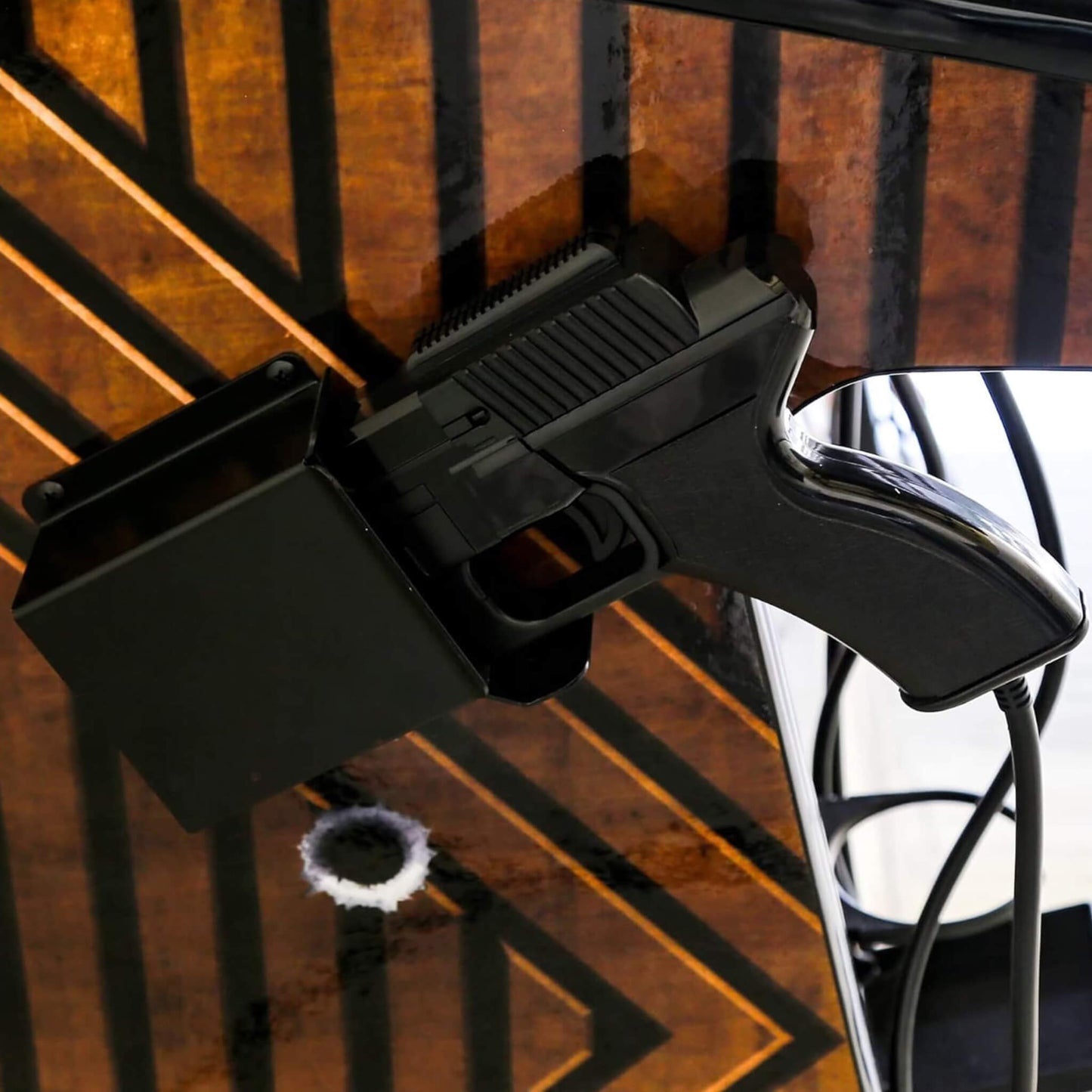 Full-Size Commercial Arcade Machine With Lightguns And Stools (SAK35690)