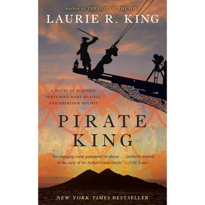 Pirate King (with Bonus Short Story Beekeeping for Beginners): A Novel of Suspense Featuring Mary Russell and Sherlock Holmes - Paperback