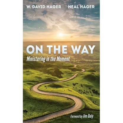 On the Way: Ministering in the Moment - Paperback
