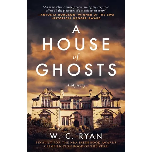 A House of Ghosts: A Gripping Murder Mystery Set in a Haunted House - Paperback