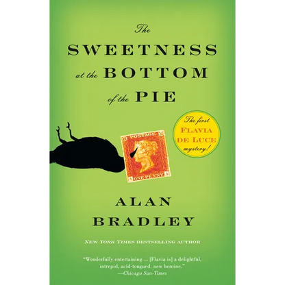 The Sweetness at the Bottom of the Pie: A Flavia de Luce Mystery - Paperback