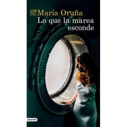 Lo Que La Marea Esconde - Paperback