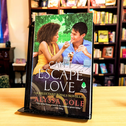 Can't Escape Love: A Fun Multicultural Geek Romance Celebrating Anime and Diverse Love (Reluctant Royals)