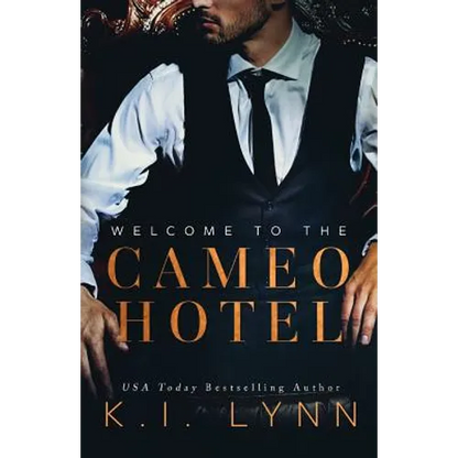 Welcome to the Cameo Hotel - Paperback